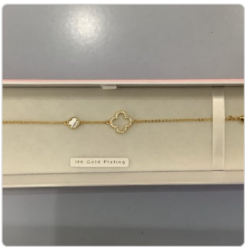 Knight & Day – Pink Box Clover Crystal Shell Bracelet