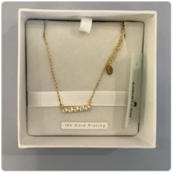 Knight & Day – Pink Box Crystal Bar Pendant