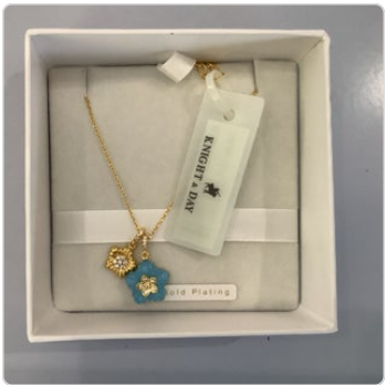 Knight & Day – Pink Box Floral Charms Pendant
