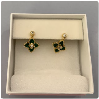 Knight & Day – Pink Box Malachite Earrings